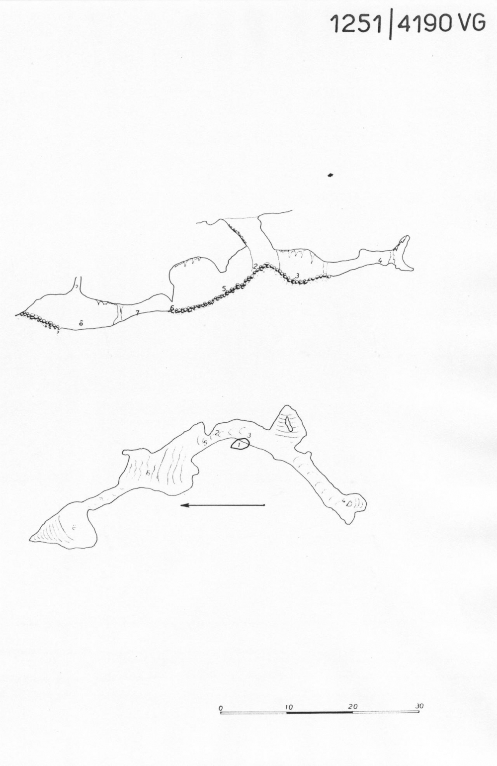 Grotta sul versante SW del Monte Lanaro