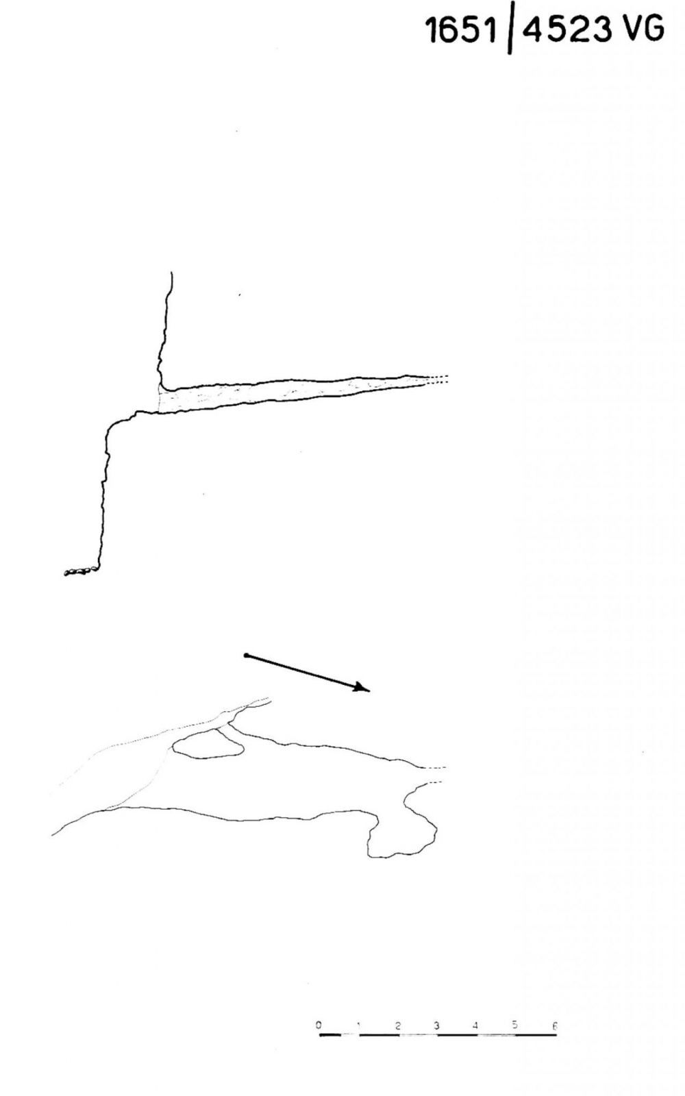 Cavernetta presso la Grotta del Montasio