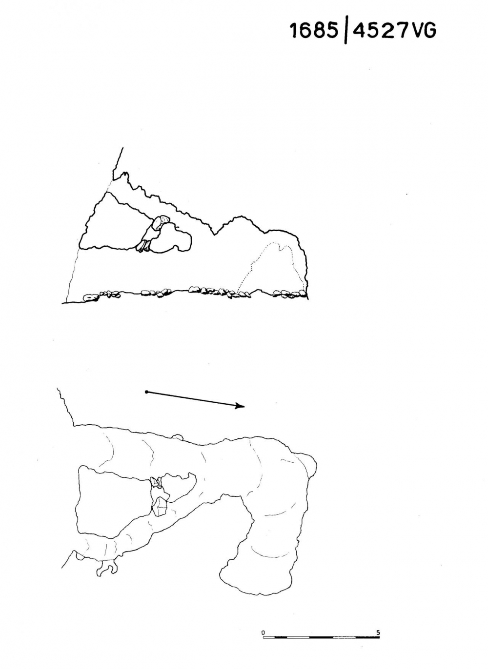 Cavernetta ad E della quota 395