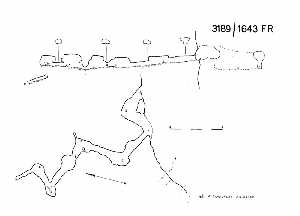 Grotta 1° ad E di Cras