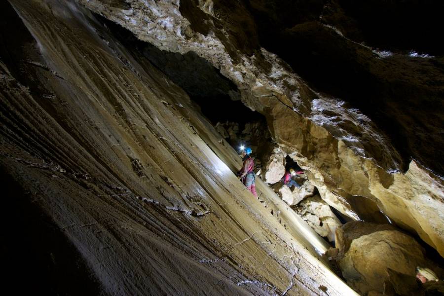 Grotta Palpiccola, specchio di faglia - Sandro Sedran (S-TEAM)